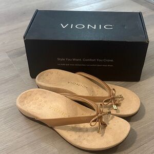 Vionic Women's Beige Bow Sandals